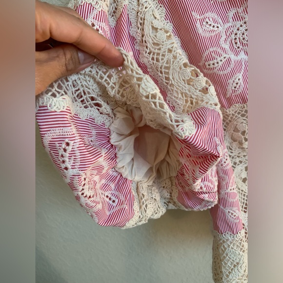 NWOT Pink Lace-Trimmed Women's Top - Picture 6 of 13